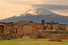 Private shore excursions Naples Pompeii